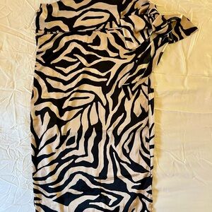 BAIIA Isla Wrap Skirt - Tulum Sz M NWT